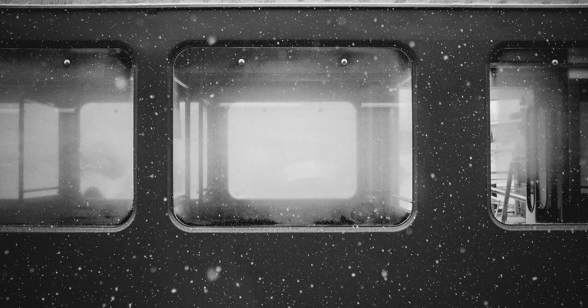 Mengembangkan Strategi Teknologi untuk Meningkatkan Kompetensi Bisnis di Era Digital